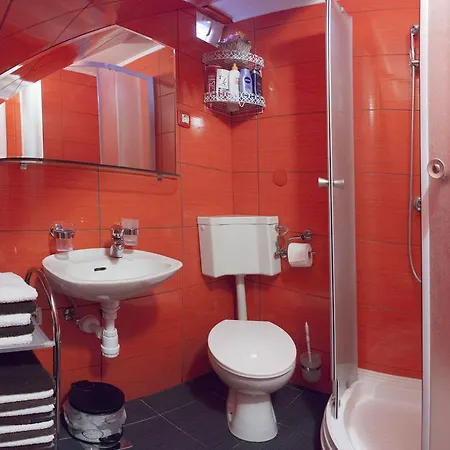 아파트먼트 웰컴 아파트 *